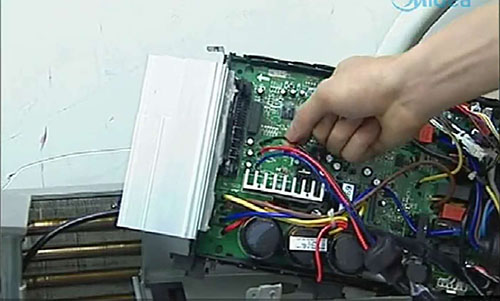 垫江美的空调电话是多少